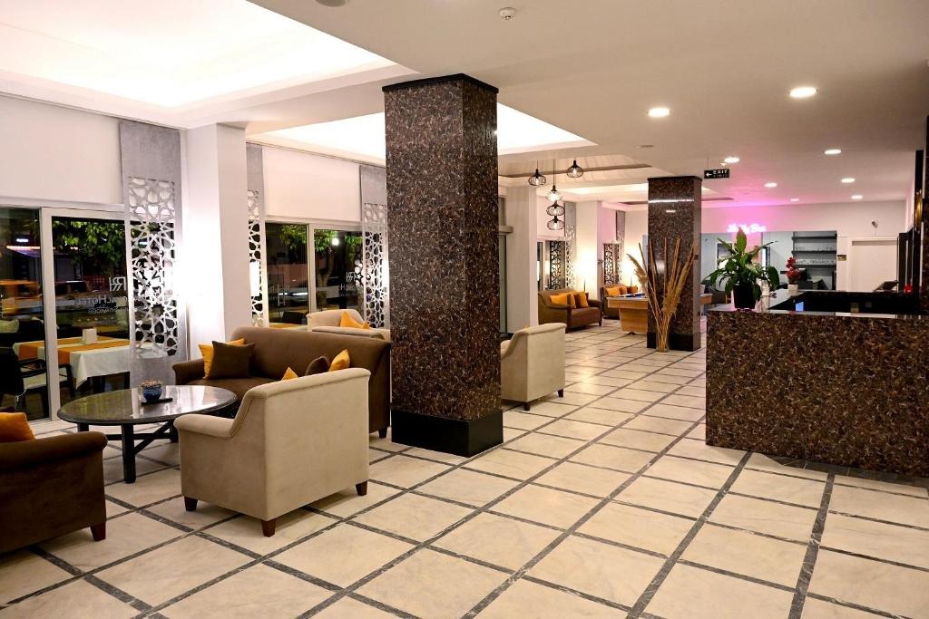 Hotel Roxx Royal