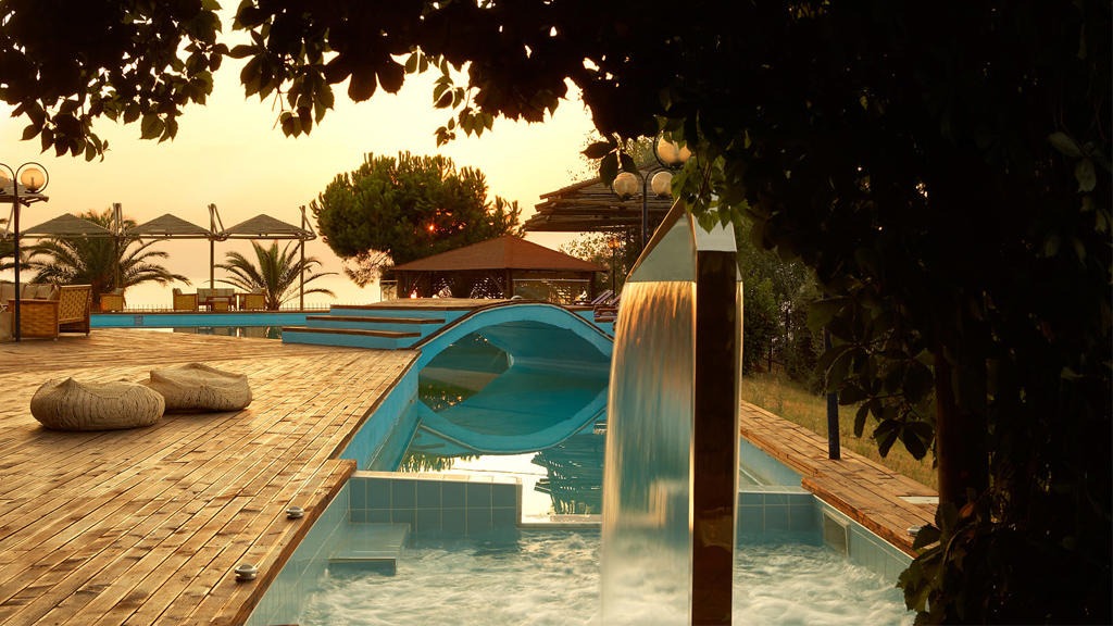 Kamari Beach Hotel