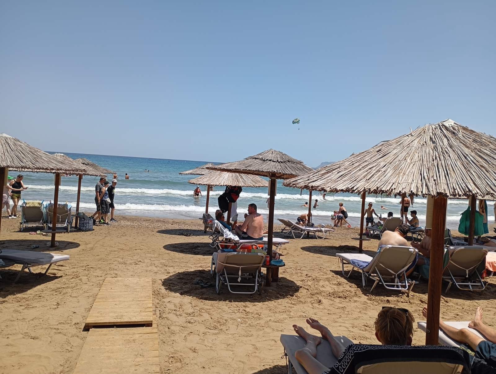 Elotis Suites