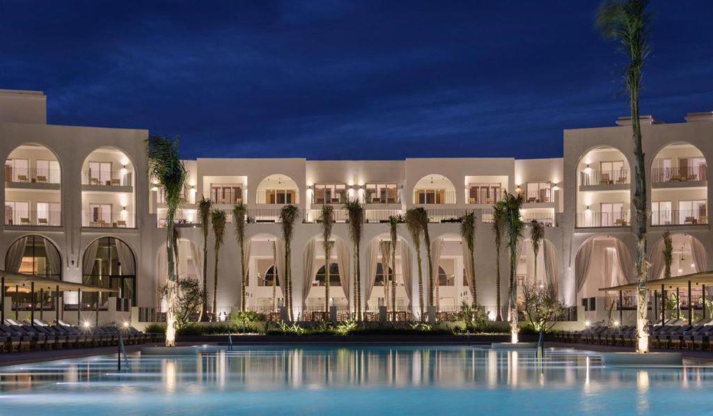 Hotel Serry Beach Resort