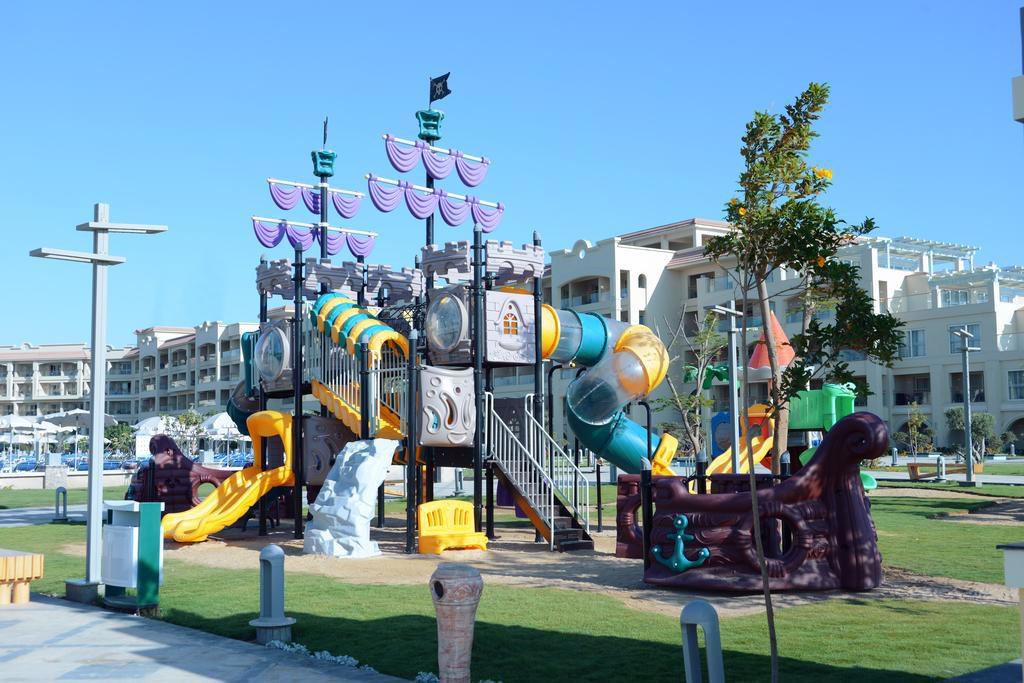 Hotel Pickalbatros White Beach Resort