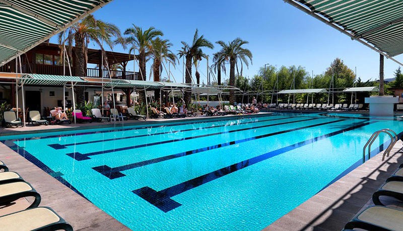 Crystal Deluxe Resort and Spa