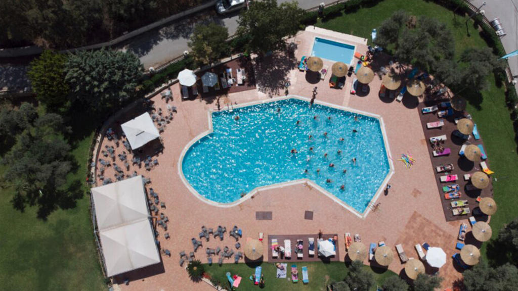 Evia Riviera Resort ex Amarynthos Resort