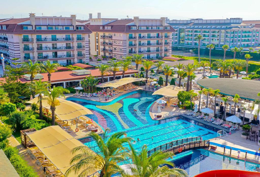 Hotel Crystal Family Resort & Spa 