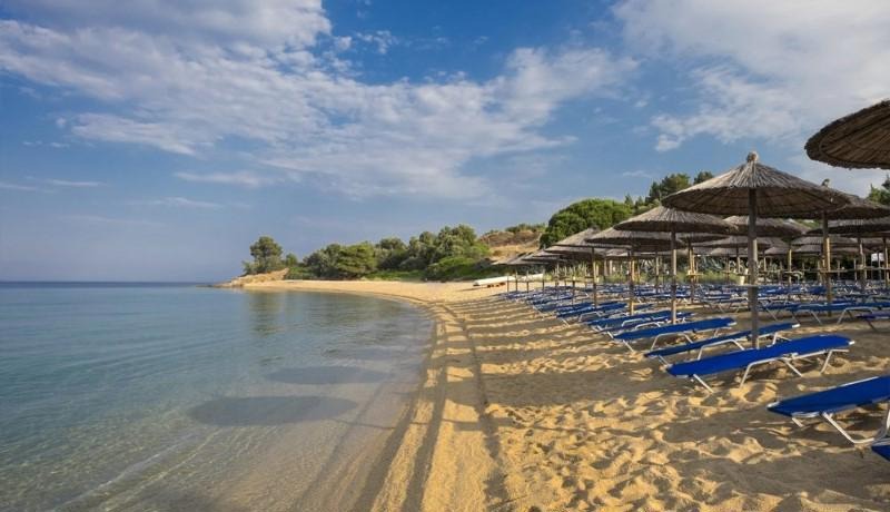 Lagomandra Beach