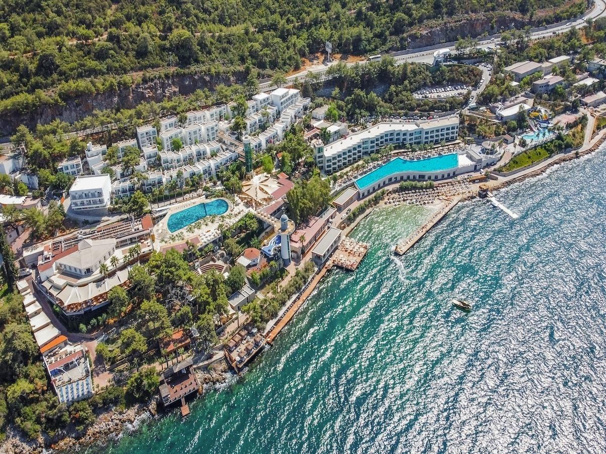 Blue Dreams Resort