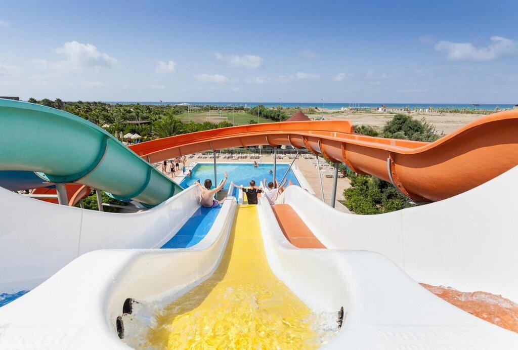 Seaden Sea World Resort and Spa