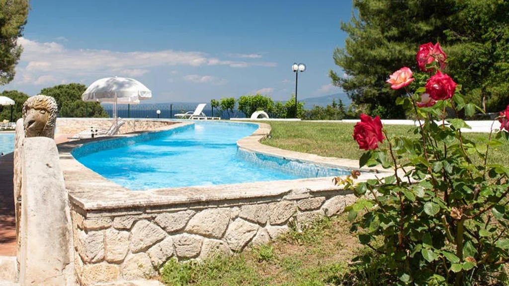 Lesse Hotel 