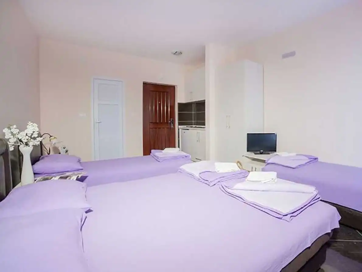 Apartmani Lara S