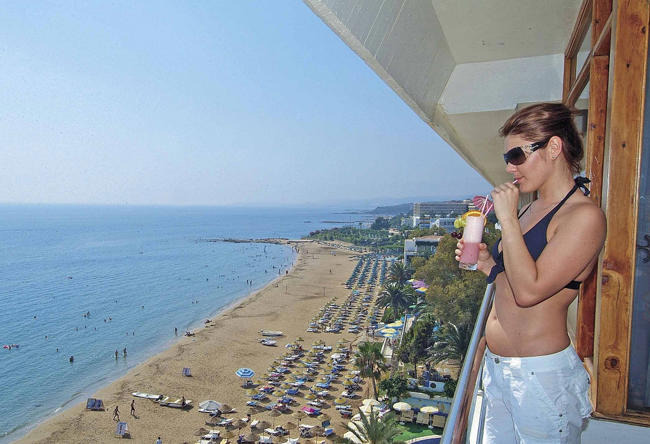 Rubi Hotel