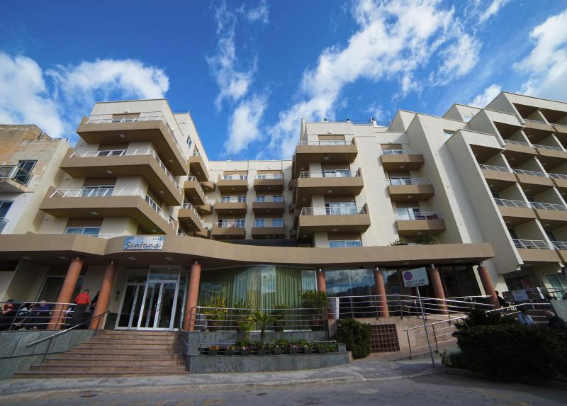 Hotel Santana