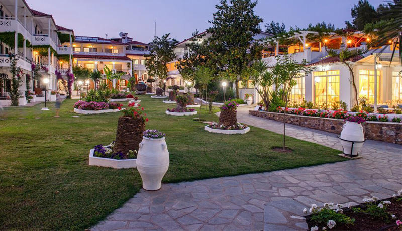 Porfi Beach Hotel