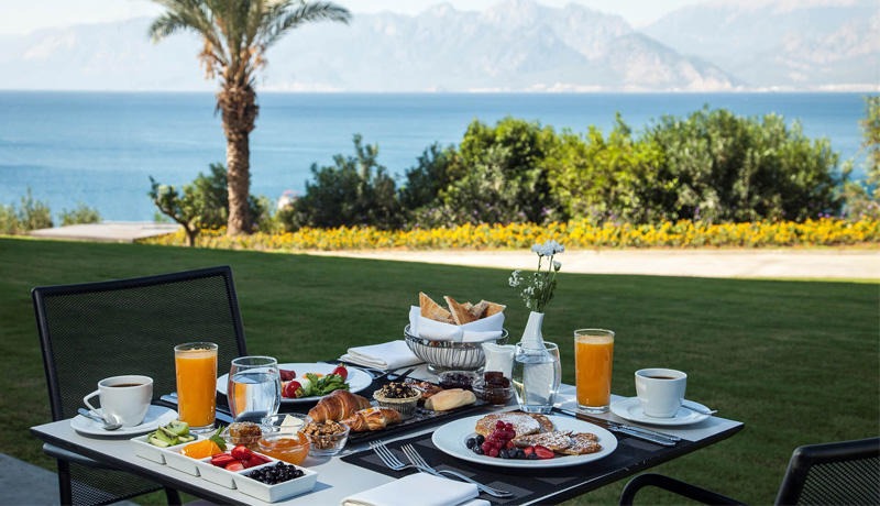 Akra Hotel