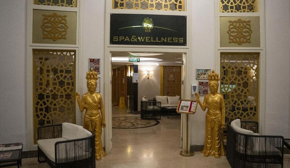 Jadore Deluxe Hotel and Spa