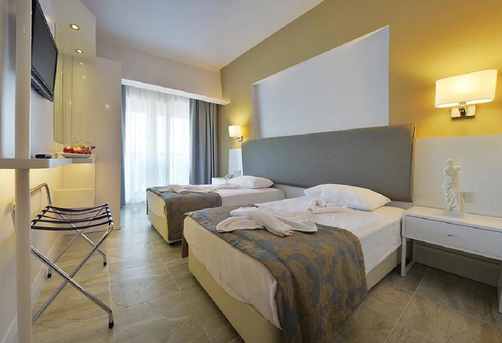 Hotel Maris Beach