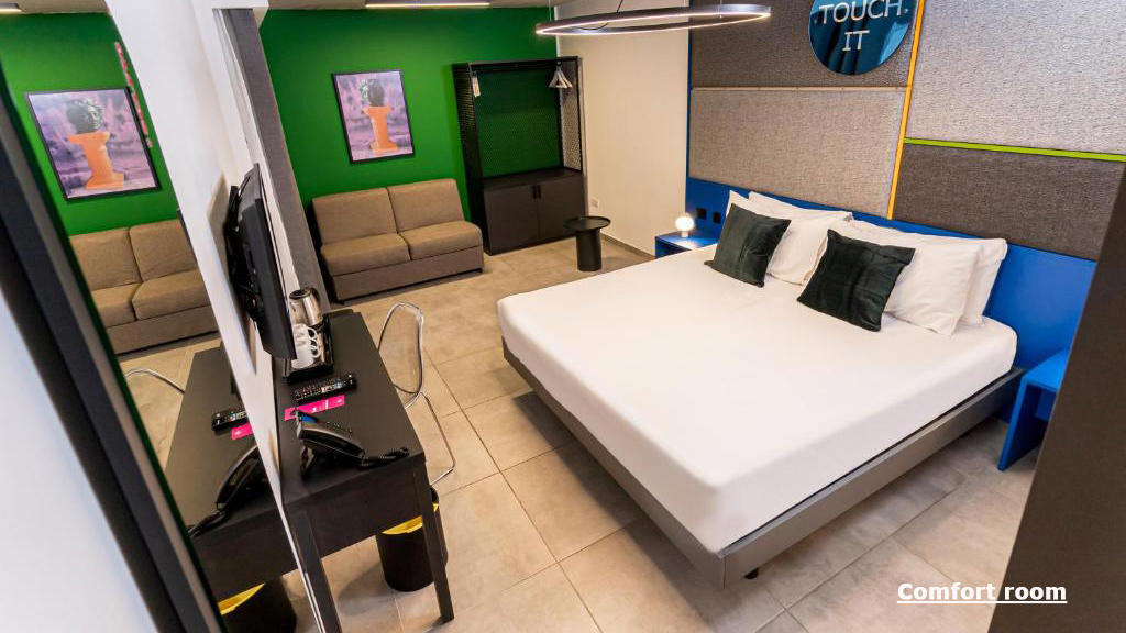 Ikyk Hotel