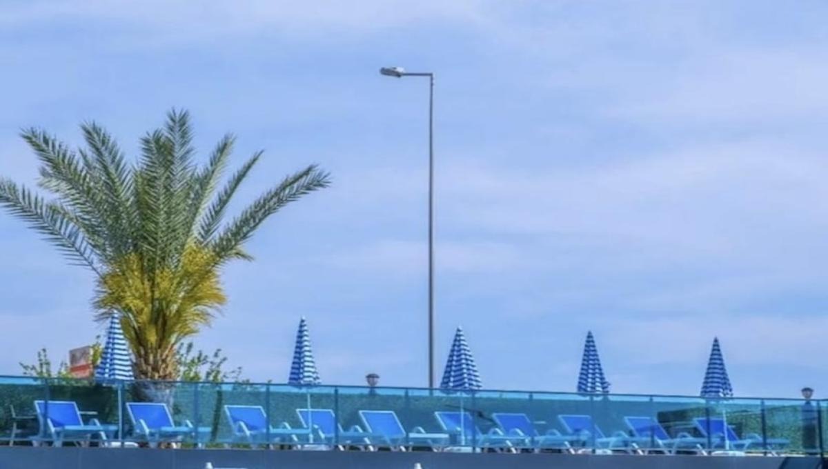Relax Beach Hotel