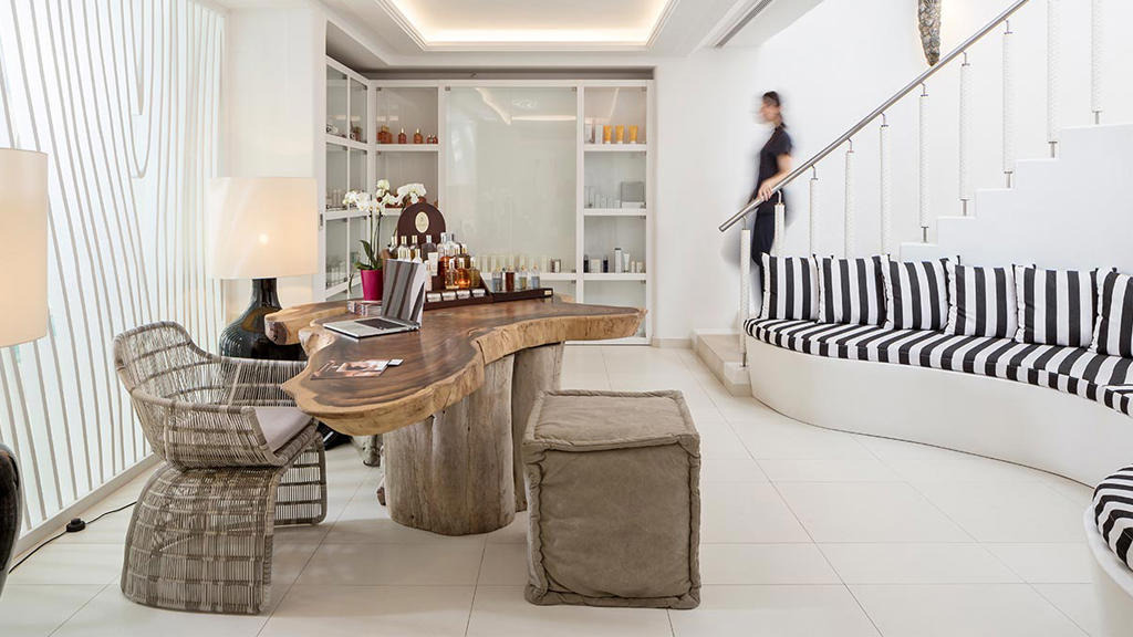Myconian Vila Collection