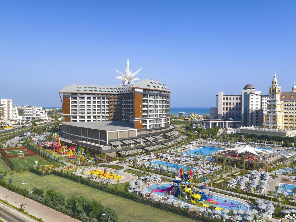 Royal Seginus Hotel