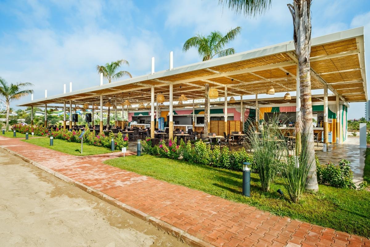 Grand Park Lara