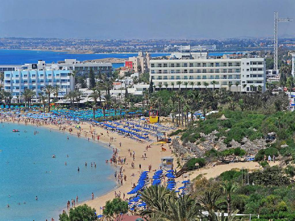 Hotel Nelia Beach