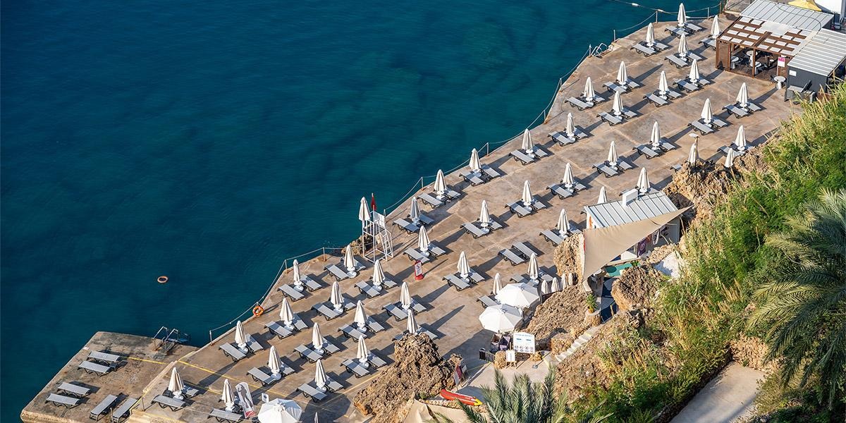 Akra Hotel