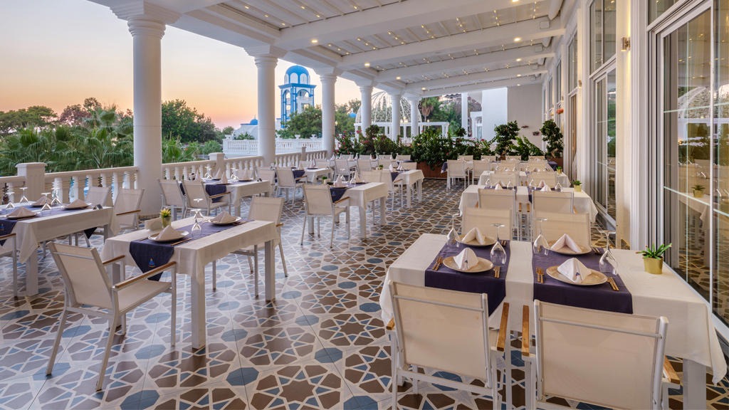 Rubi Platinum Spa Resorts & Suites
