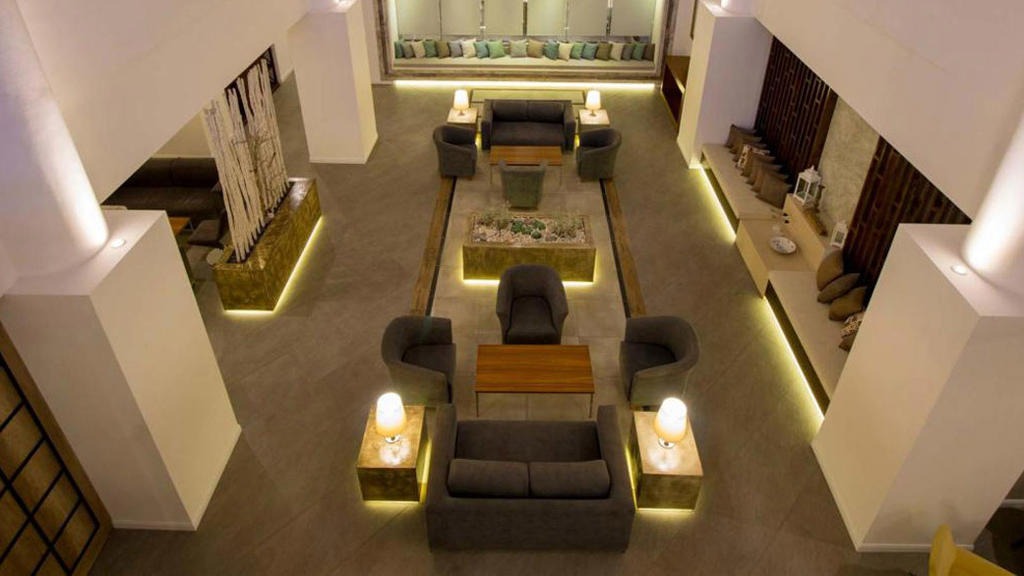 Supreme Beach Hotel