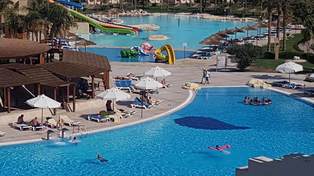 Royal Lagoons Resort & Aqua Park
