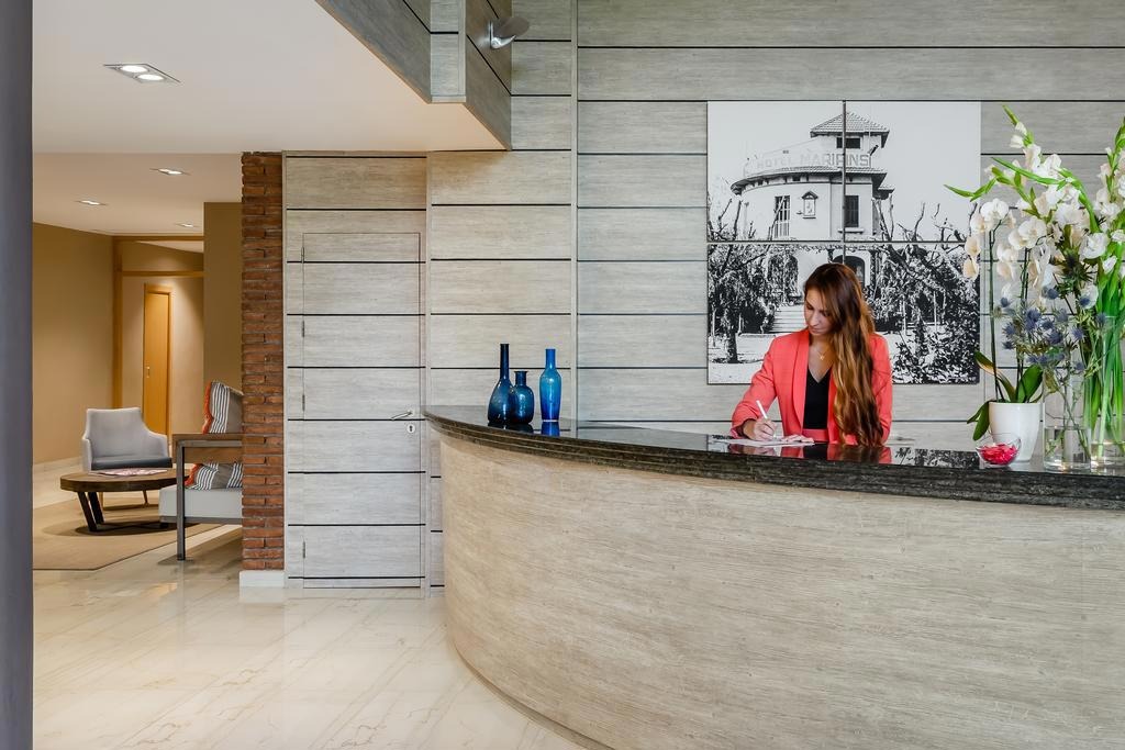 Hotel Alegria Maripins