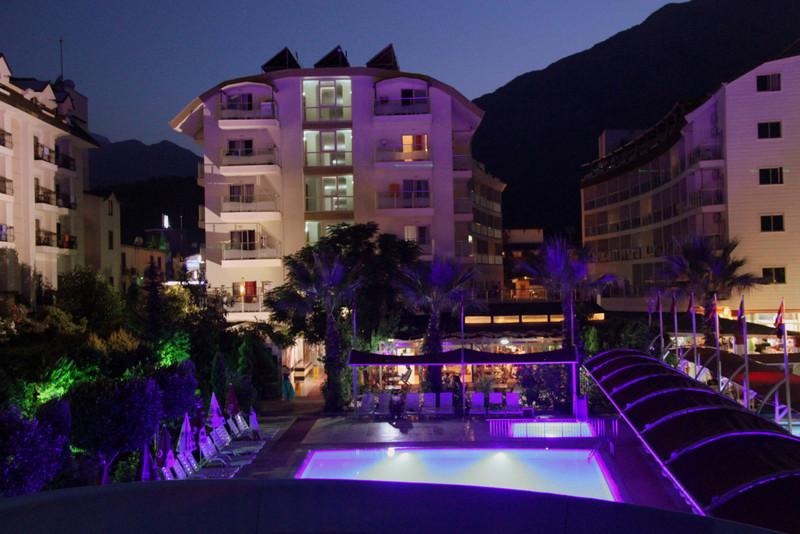 Hotel Lims Bona Dea Beach