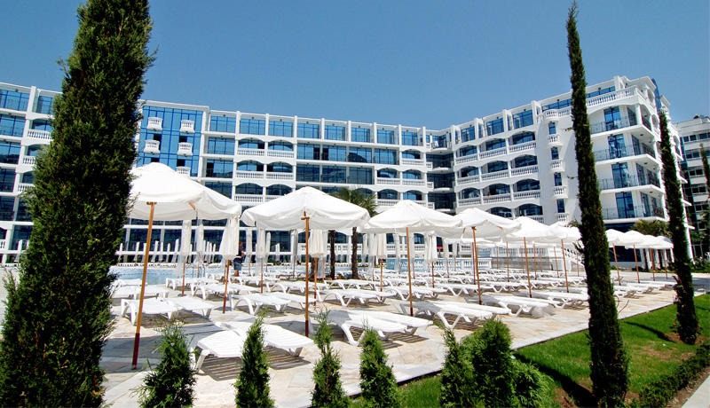 Chaika Beach Resort