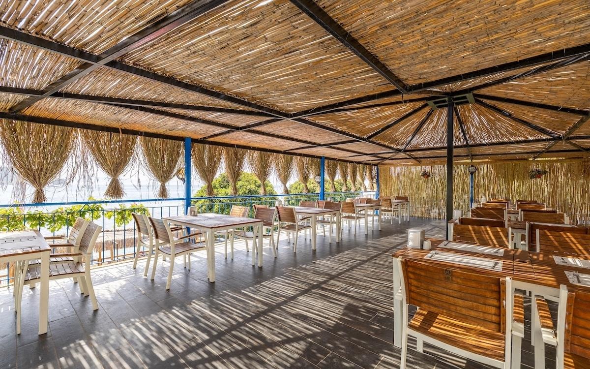 Maxsea Beach Hotel *ex Moonlight Hotel)