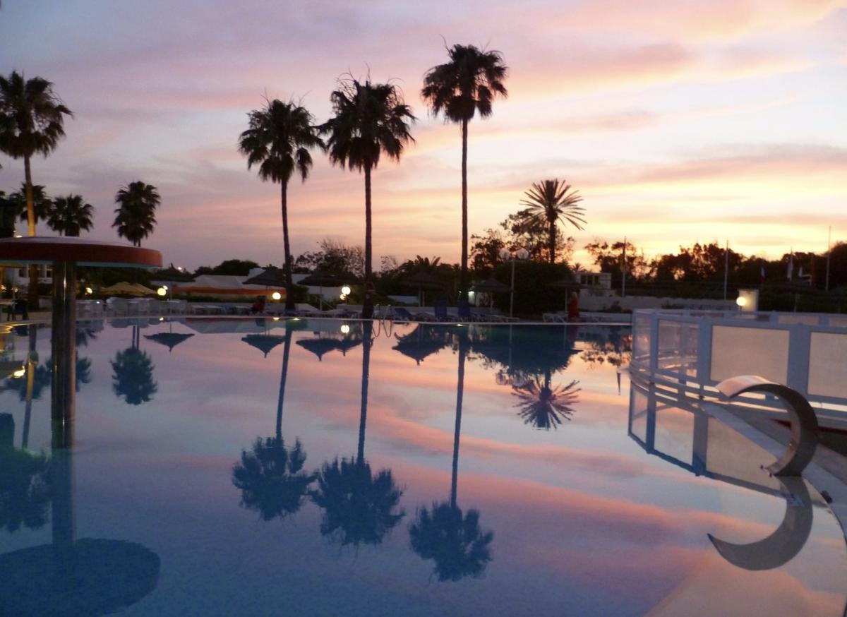 Tropicana Club & Spa