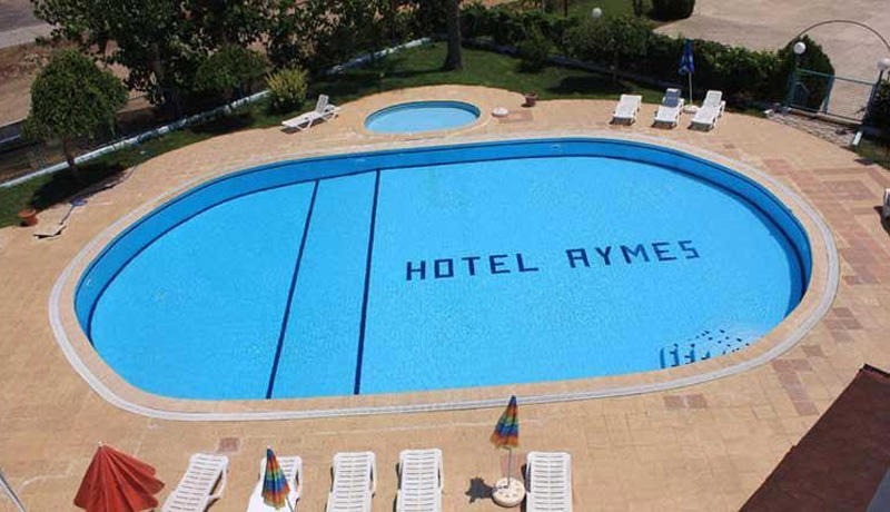 Aymes Hotel