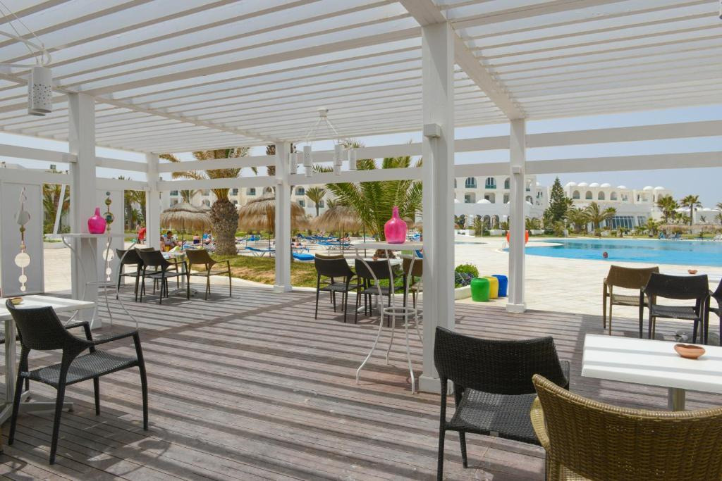 Vincci Helios Beach and Spa