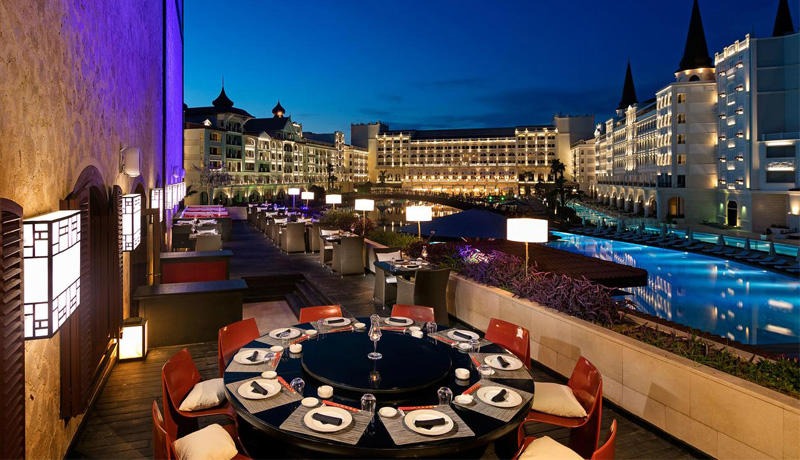 Titanic Mardan Palace