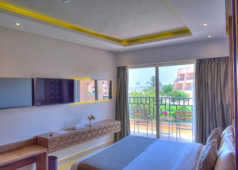 Jasmine Palace Resort