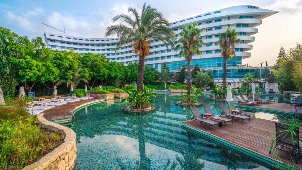 Concorde Deluxe Resort