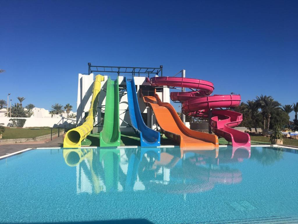 Club Palm Azur