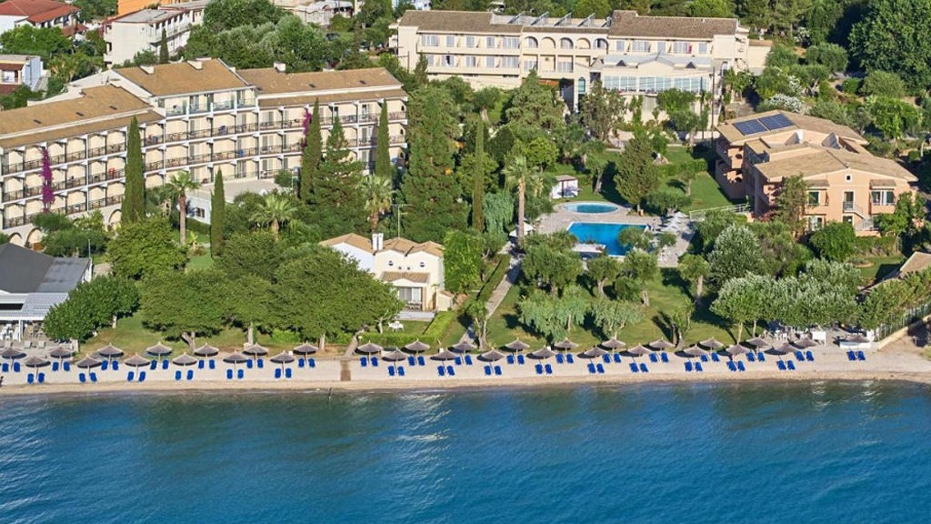 Delfinia Hotel