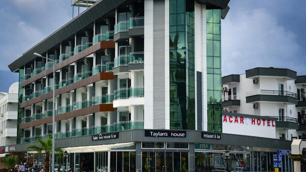 Acar Hotel
