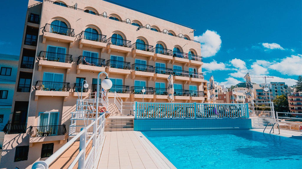 Gillieru Hotel