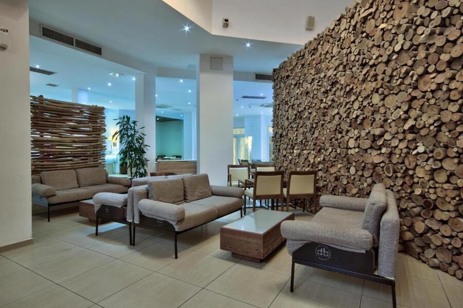 DB Seabank Resort & Spa