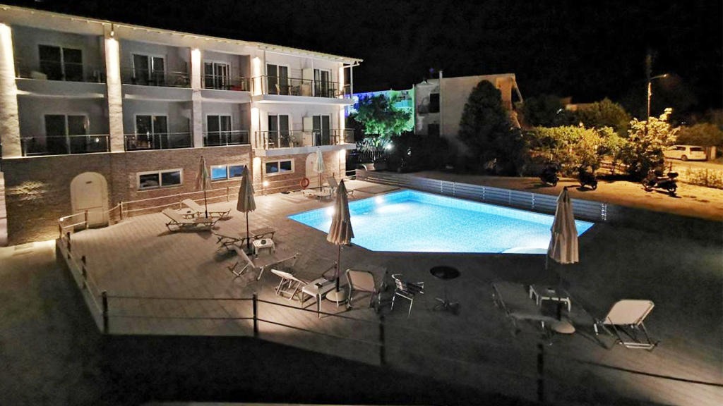 Three Island View Hotel