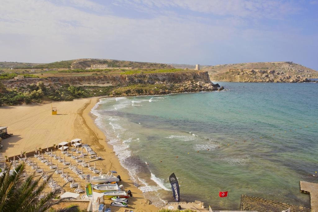 Radisson Blu Golden Sands Resort