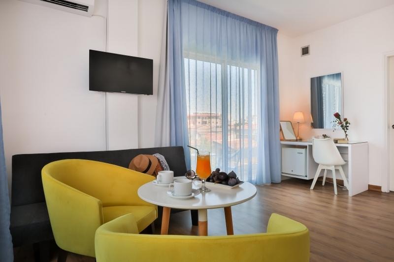 Hotel Mikes Kanarium City