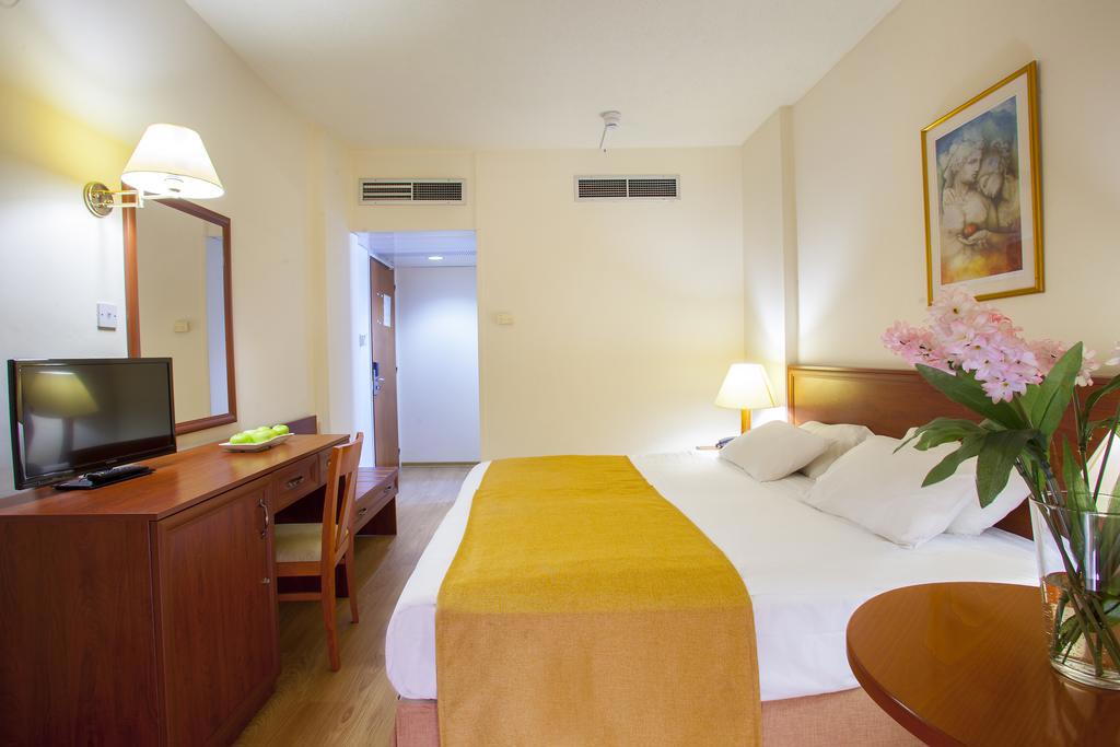 Kapetanios Hotel