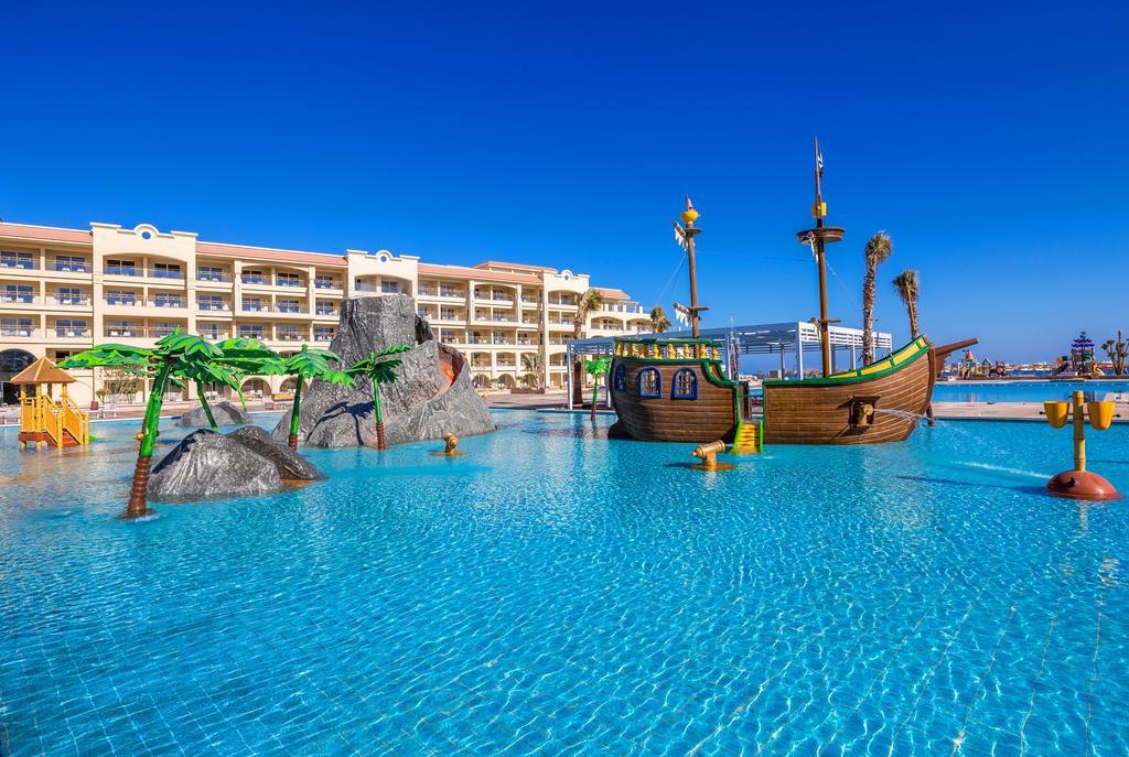 Hotel Pickalbatros White Beach Resort