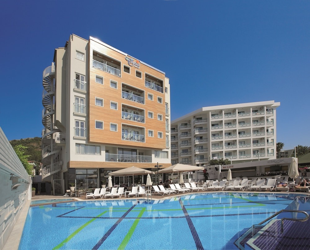 Hotel Cettia Beach Resort